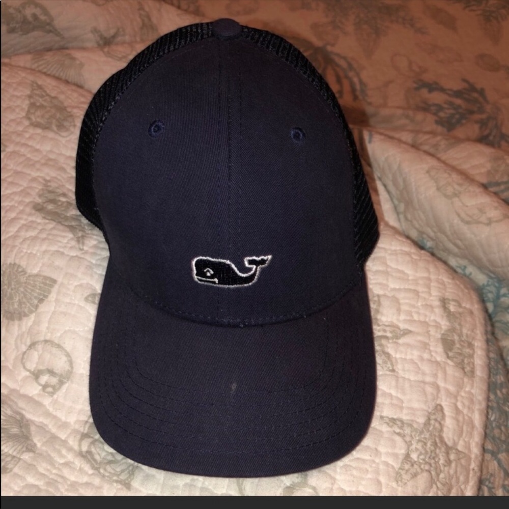 Vineyard vine hat